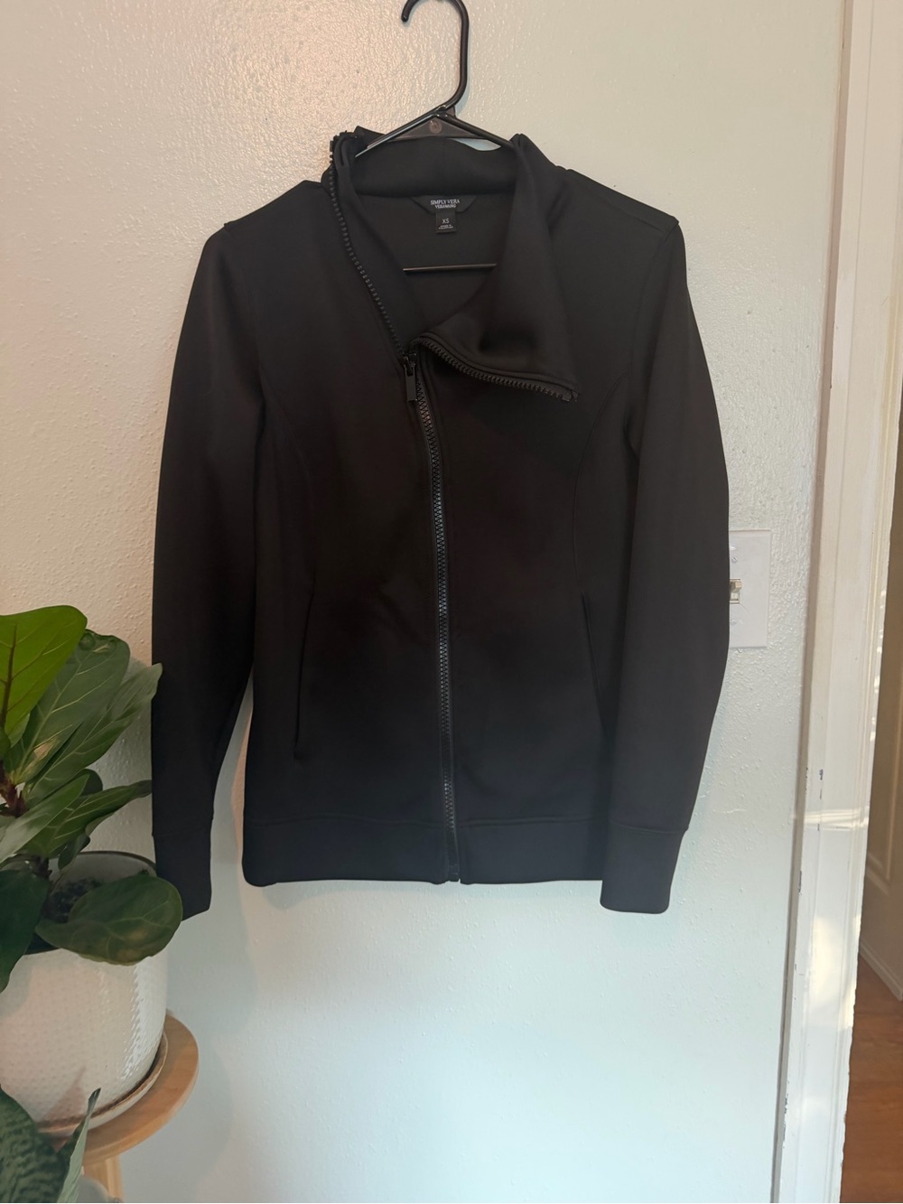 Simply Vera - Vera Wang: Black Asymmetrical Zip Shirt Jacket